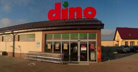 6+6 gratis. Wynoszą kartonami z Dino. To ostatnie dni