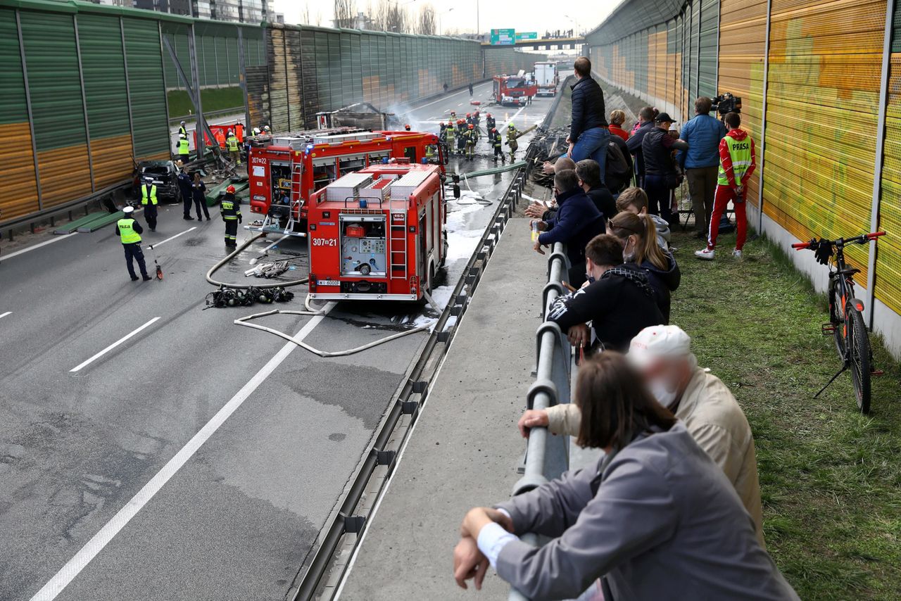 Warszawa. Tragiczny wypadek na trasie S8. Prokuratura wszczęła śledztwo