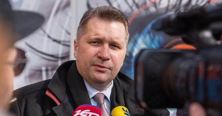 Czarnek grzmi. "To jest po prostu karygodne"