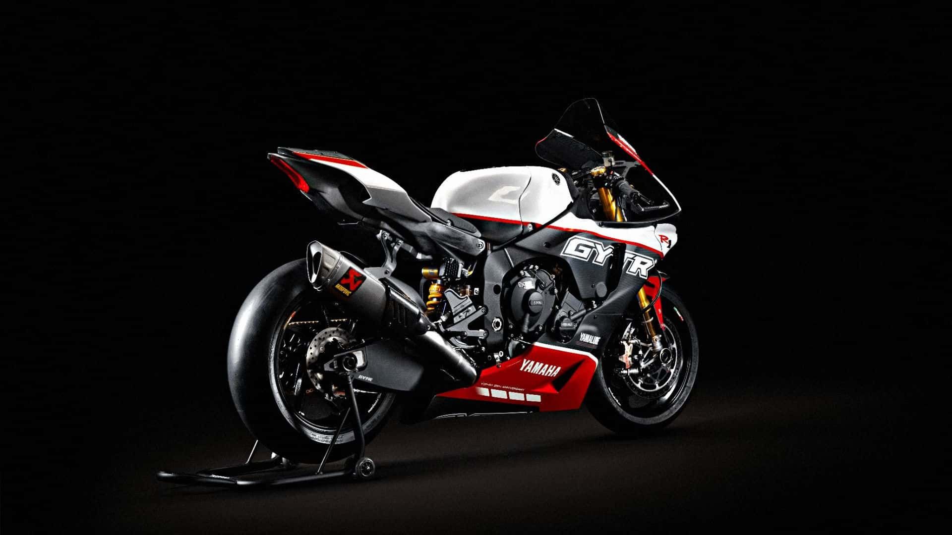 Yamaha R1 GYTR Pro 25th Anniversary
