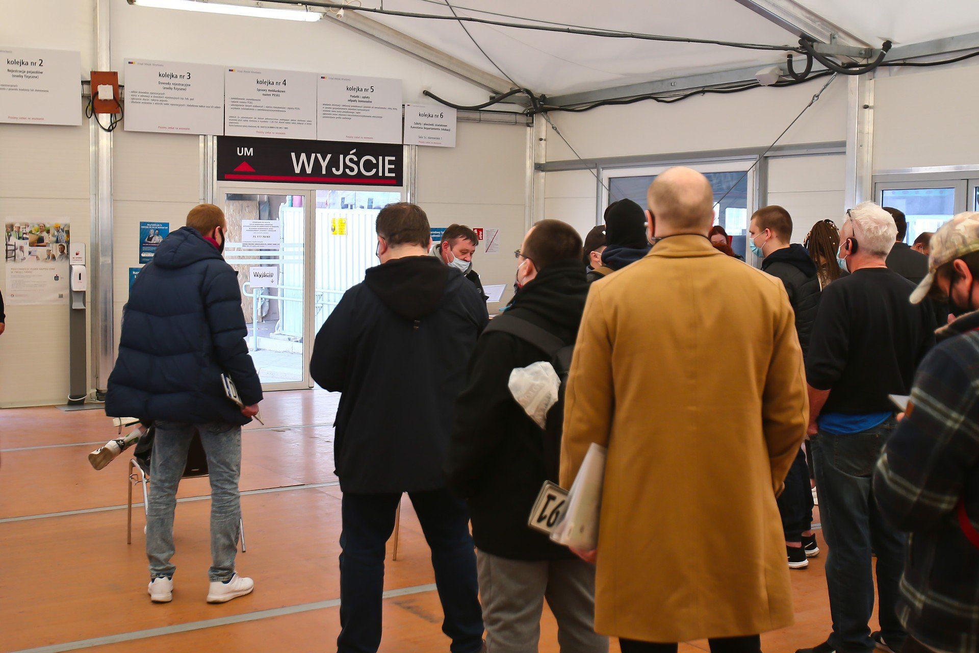 Rejestracja samochodu, w większości przypadków, kosztuje 150-160 zł. Dotyczy to aut używanych zarejestrowanych w Polsce, a także nowych lub używanych sprowadzonych z zagranicy.