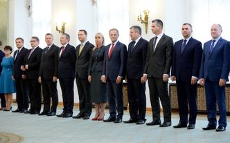 Dymisja rządu. Co z odprawami?