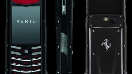 Vertu i Ferrari współpracują - Ascent Ti Nero, Rosso i Galio 1