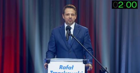 Debata 2020. "Arena Prezydencka" Rafała Trzaskowskiego. "To rodzice wychowują dzieci - a nie prezydent"