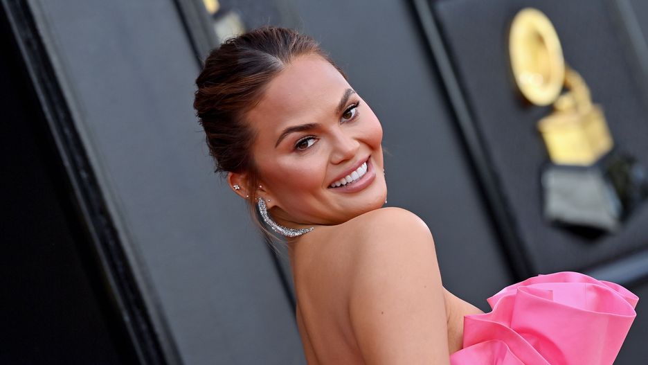 Chrissy Teigen pokazała się nago