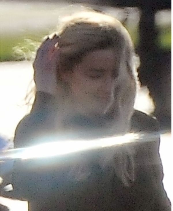 Amber Heard wysiada z prywatnego samolotu na pierwszych zdjęciach od zakończenia procesu