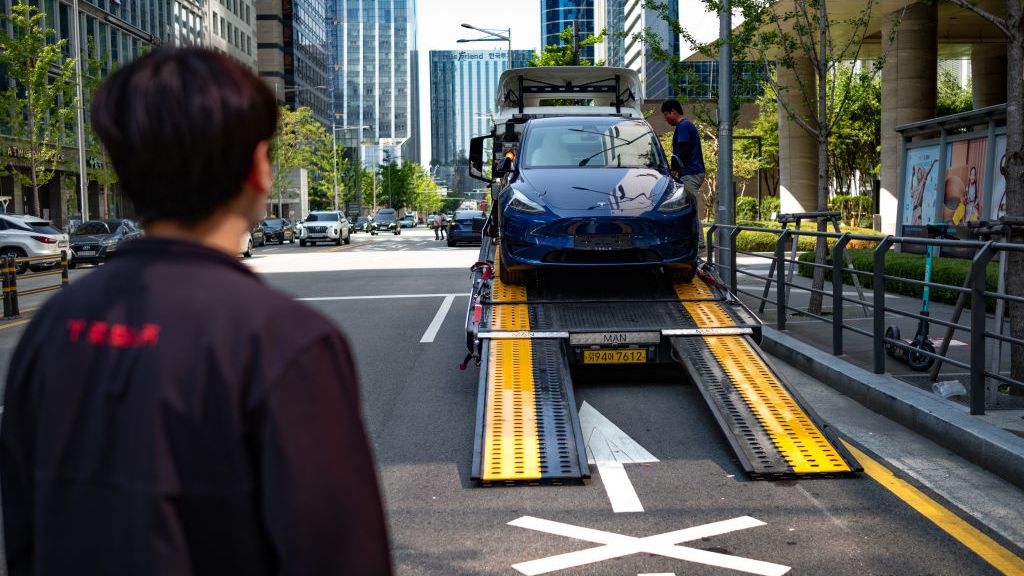 Tesla Model Y. Zdj. ilustracyjne