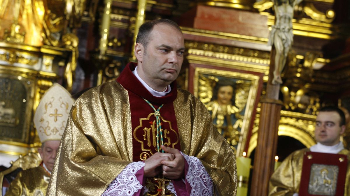 Biskup Grzegorz Kaszak zrezygnował z urzędu.
