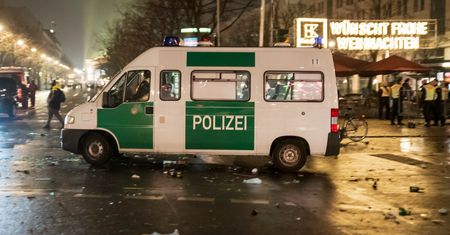 Dramat na jarmarku świątecznym w Düsseldorfie. Są ranni