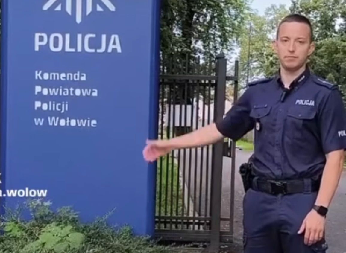 Policjanci sparodiowali reklamę hotelu