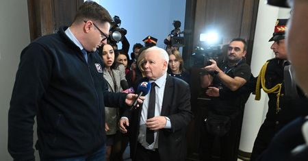 "Twierdzi, że jesteśmy hienami". Kaczyński ostro odpowiada szefowi MSWiA