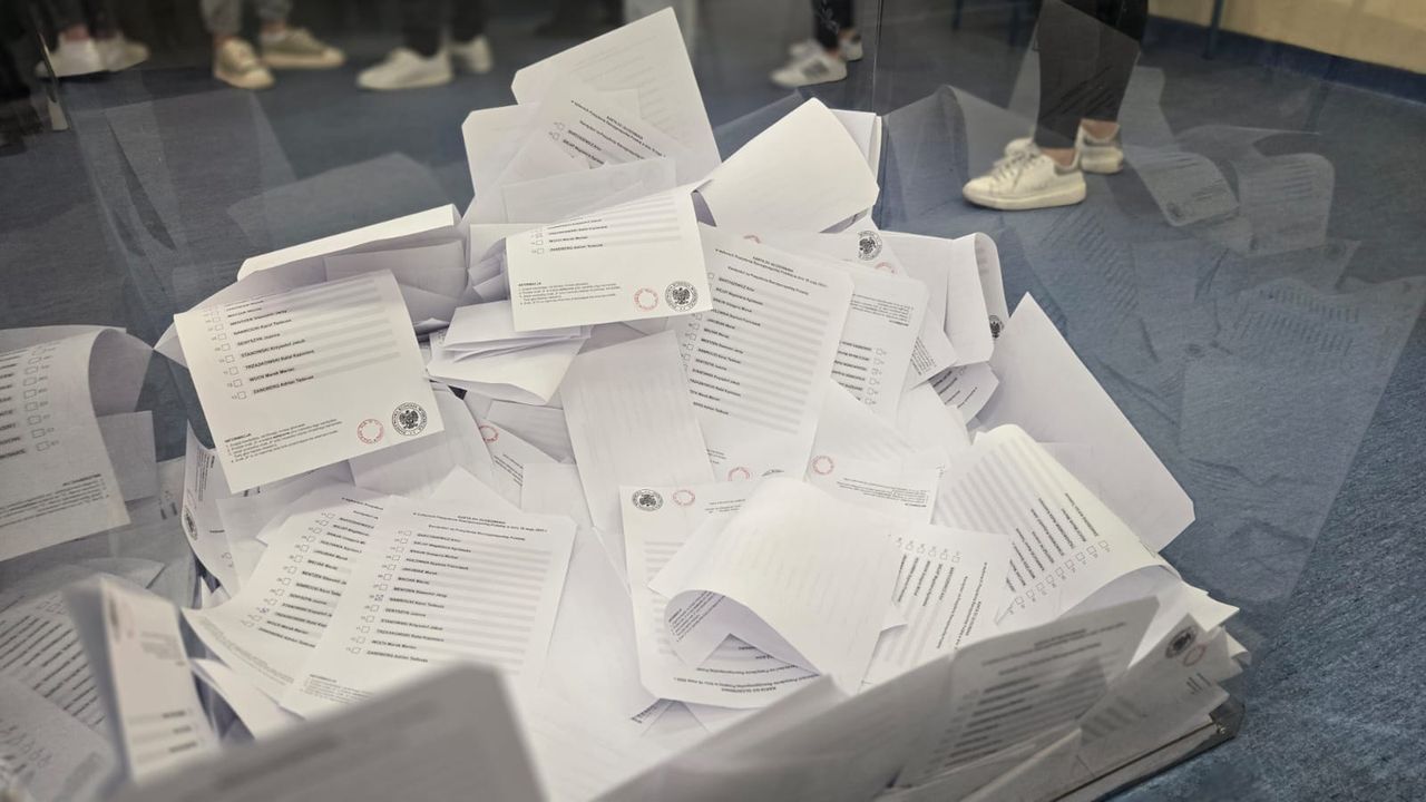 Polska na ostrzu noża: Trzaskowski prowadzi, ale wynik wyborów wciąż niepewny
