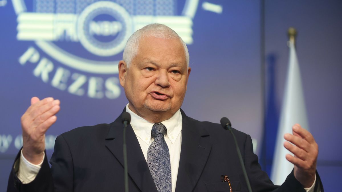 RPP pozostawiła stopy procentowe niezmienione w listopadzie. Na zdjęciu prezes NBP Adam Glapiński