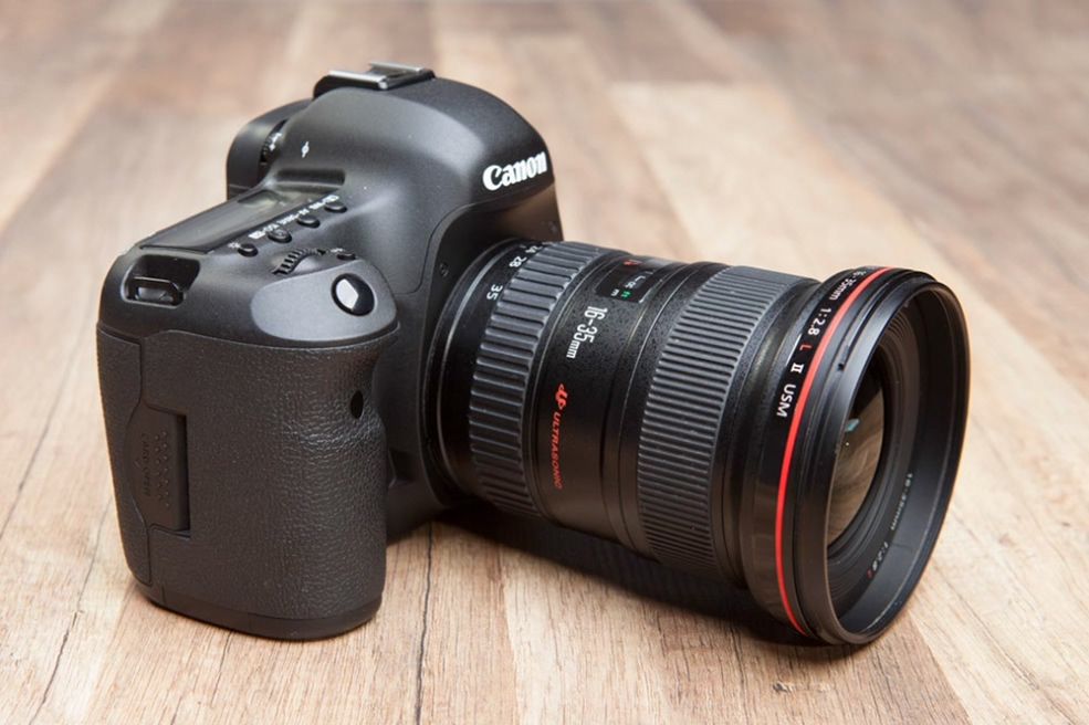 Canon EOS 5D Mark III jest najczęściej wykorzystywanym aparat wśród laureatów konkursu fotograficznej World Press Photo 2017.