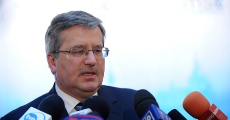 Komorowski ocenia składki rentowe i koszty pracy