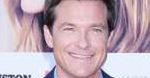 Jason Bateman żyje w hotelu i szuka przyjaźni