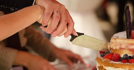 Koronawirus w Polsce. Nowe ognisko i kolejne zakażenia po weselu