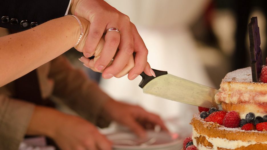 Koronawirus w Polsce. Nowe ognisko. Kolejne zakażenia po weselu 