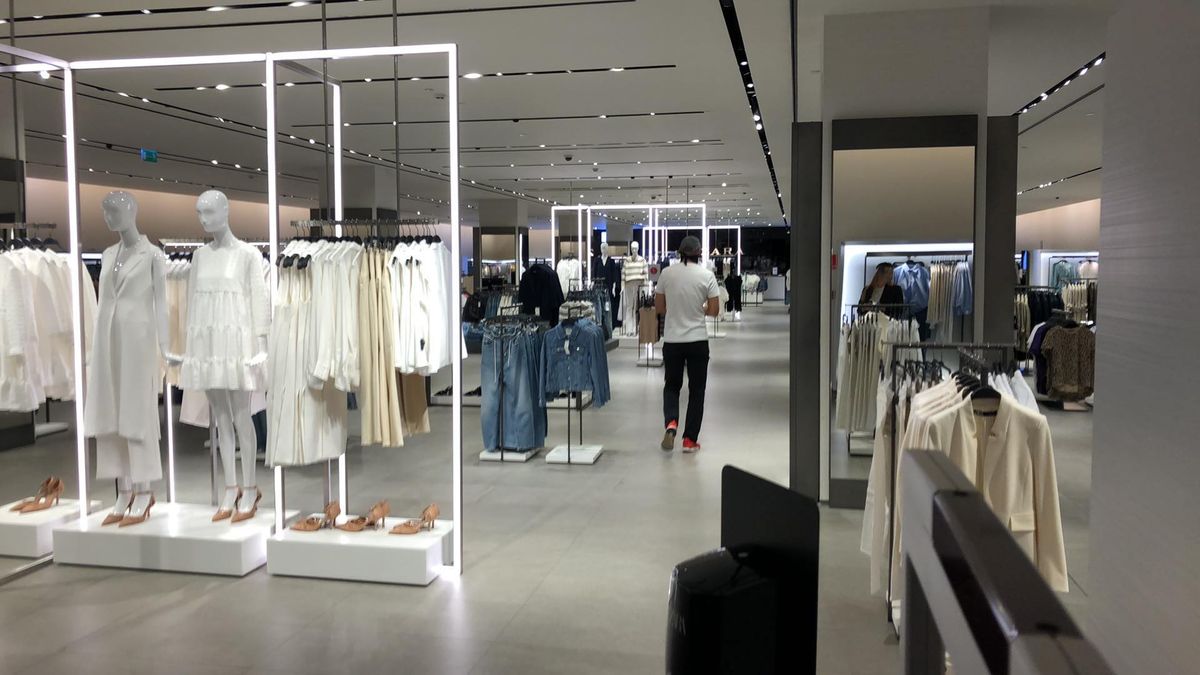 Sklepy odzieżowe ponownie zostały zamknięte