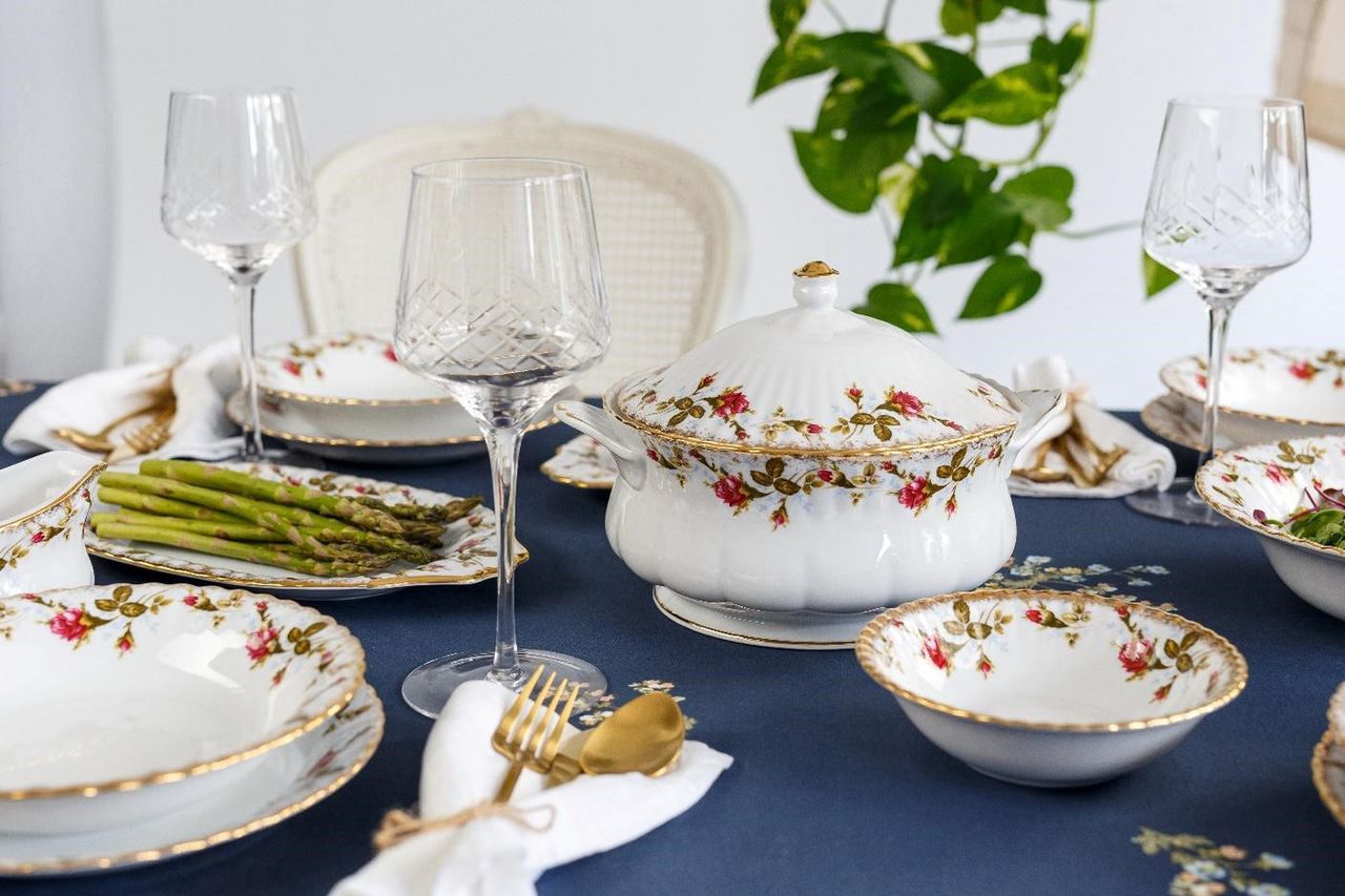 Od pokoleń w domach polskich rodzin. Dlaczego tak cenimy porcelanę?