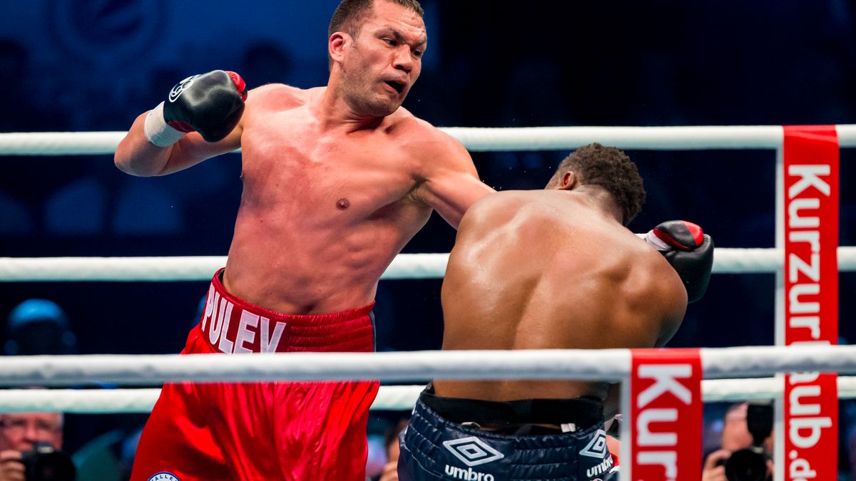 Materiały prasowe / Sportklub / Na zdjęciu: Kubrat Pulew (z lewej)