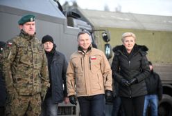 Andrzej Duda na granicy z Białorusią. Mówił o "ponawiających się atakach"