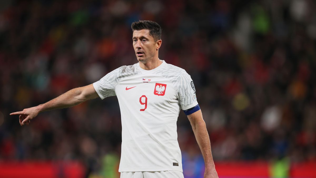 Zdjęcie okładkowe artykułu: PAP / Leszek Szymański / Na zdjęciu: Robert Lewandowski