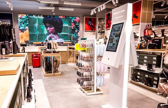Już 750 salonów CCC po cyfryzacji. Cyfrowe e-kioski dają dostęp do oferty online
