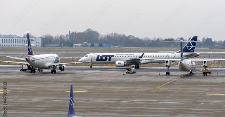 LOT przewiózł już ponad 4,5 mln pasażerów. Wiceprezes: powrót do rentowności w tym roku może być utrudniony