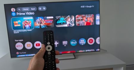 Dobry, niedrogi i ze wszech miar optymalny telewizor? Haier H55S90GUX to QLED dla Kowalskiego