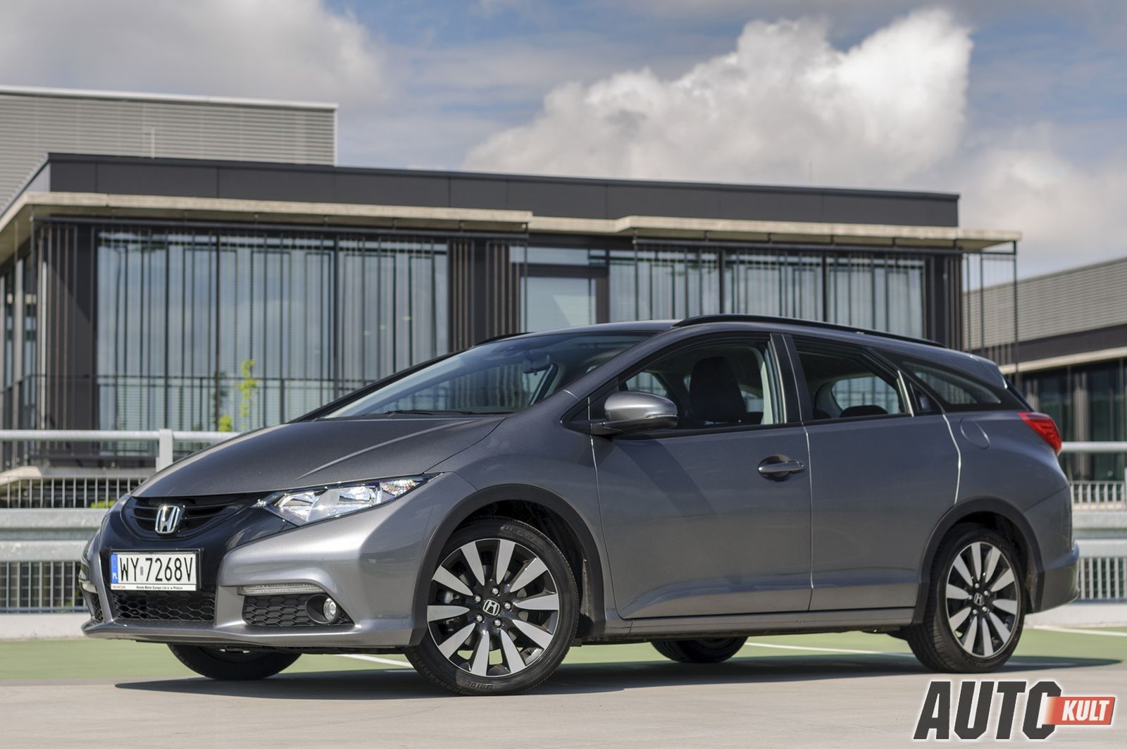 Honda Civic Tourer 1,8 i-VTEC Sport - test [galeria] 3