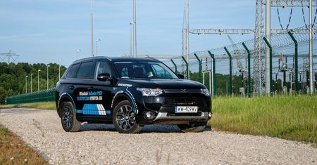 Mitsubishi Outlander PHEV (2015) - test, opinia, spalanie, cena