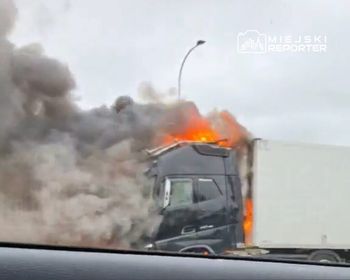 Pożar ciężarówki na trasie S8. Trwa akcja gaśnicza