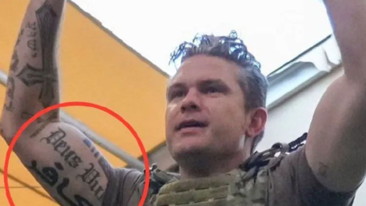 Nowy tatuaż Hegsetha to prowokacja? Amerykańscy muzułmanie oburz