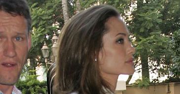 Angelina się wstydzi