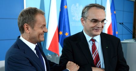 Koniec mataczenia z VAT-em. Tusk uderzy w wiele firm
