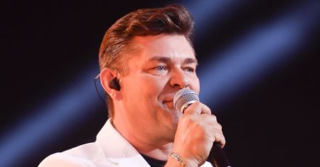 Zenek Martyniuk śpiewa od dziecka. O jego występach krążą dziś legendy