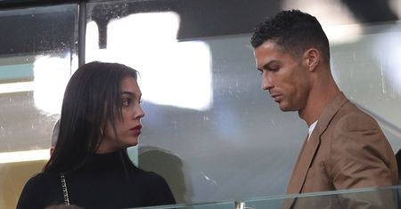 Cristiano Ronaldo i Georgina Rodriguez MAJĄ KRYZYS? Podobno wyniosła do garażu obraz z jego matką...