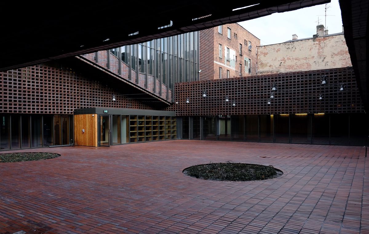 Katowicki budynek walczy o nagrodę architektoniczną Miesa van der Rohe. Zobacz, jak wygląda