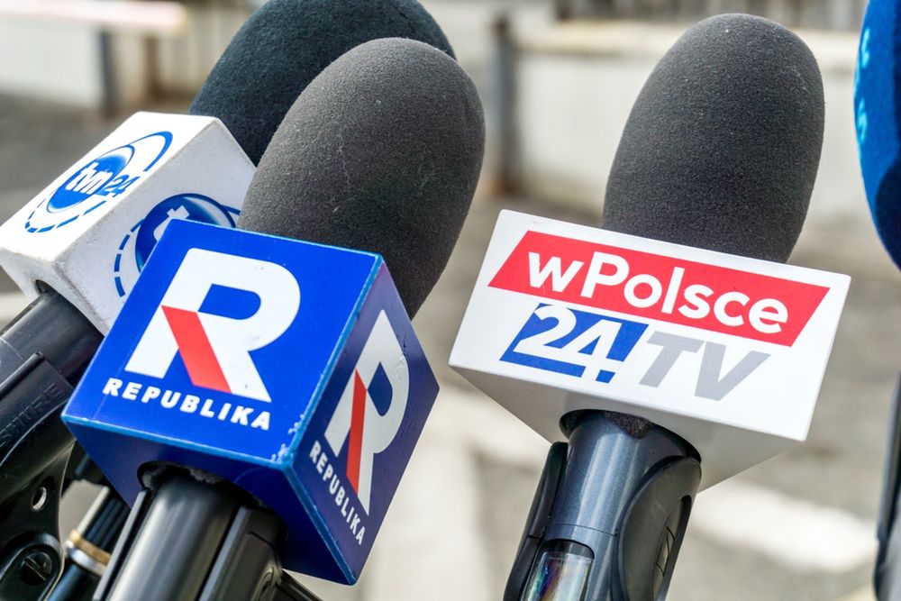 Republika i TVN24 ze spadkie widowni. A TVP Info i wPolsce24 zyskują