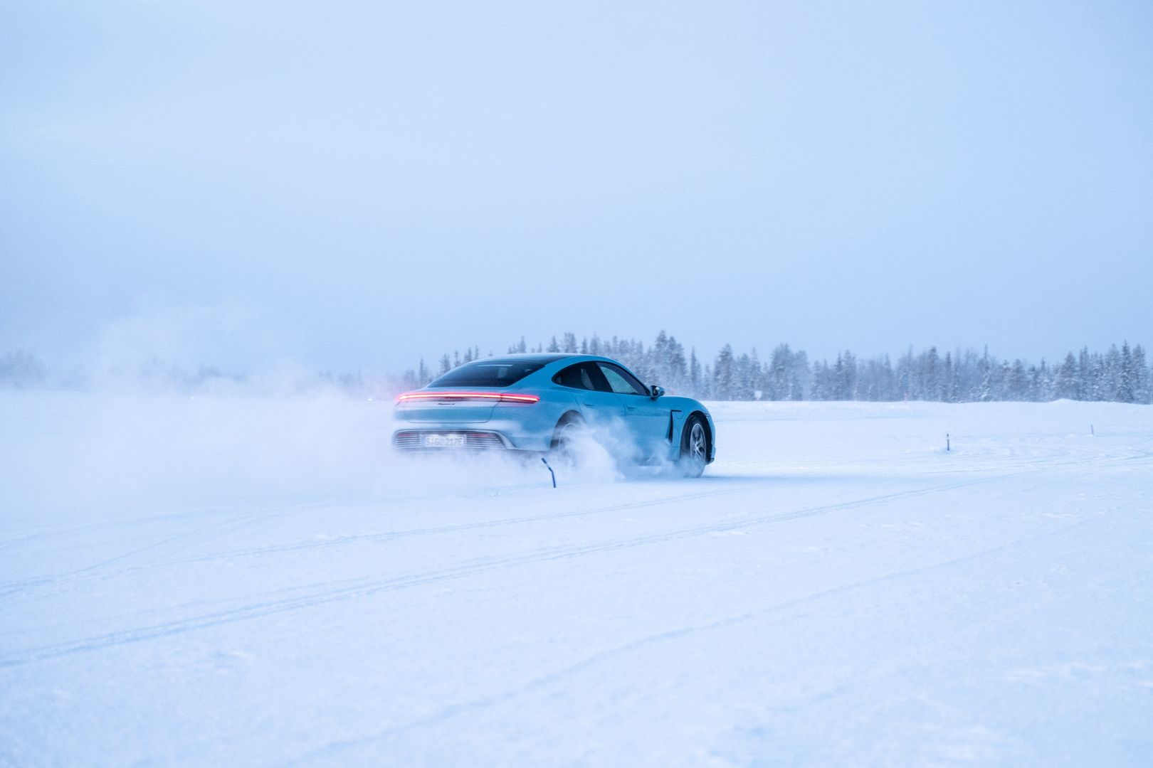 Porsche Taycan 4