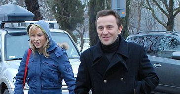 Paweł Wilczak ogląda śpioszki