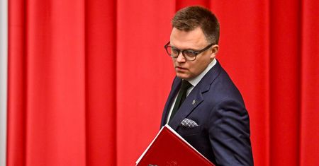 Hołownia odpowiada Tuskowi. "To nie jest program koalicji"