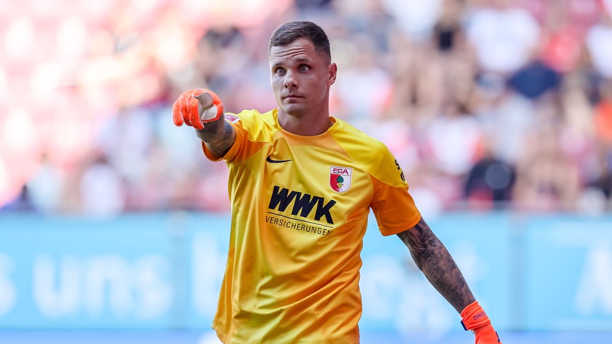 AUGSBURG, GERMANY - SEPTEMBER 04: goalkeeper Rafal Gikiewicz of FC Augsburg gestures during the Bundesliga match between FC Augsburg and Hertha BSC at WWK-Arena on September 4, 2022 in Augsburg, Germany. (Photo by Roland Krivec/DeFodi Images via Getty Images)