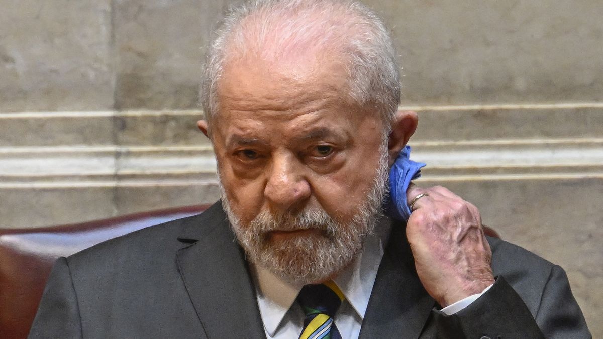 LISBON, PORTUGAL - APRIL 25: The President of the Federative Republic of Brazil Luiz Inácio Lula da Silva wipes away perspiration during the Formal Session to welcome him at the Portuguese Parliament on Lula's State Visit last day to the country on April 25, 2023, in Lisbon, Portugal. During his five-day State Visit President Lula met with the President of Portugal Marcelo Rebelo de Sousa, and with Portuguese Prime Minister Antonio Costa. Participated in a Luso-Brazilian Summit, and also attended the Bilateral Economic Forum in Matosinhos, near Porto and the awarding ceremony of the Camões Prize to Brazilian singer and composer Chico Buarque. (Photo by Horacio Villalobos#Corbis/Corbis via Getty Images)