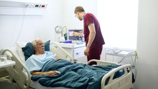 Nowa metoda leczenia raka prostaty działa w Europie. W Polsce nadal poza standardem