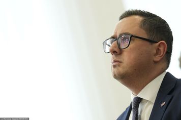 Niepokój o dostawy ropy do Polski. Rząd rusza do rozmów