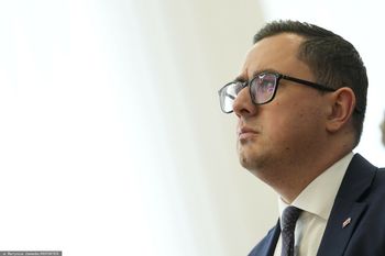 Niepokój o dostawy ropy do Polski. Rząd rusza do rozmów