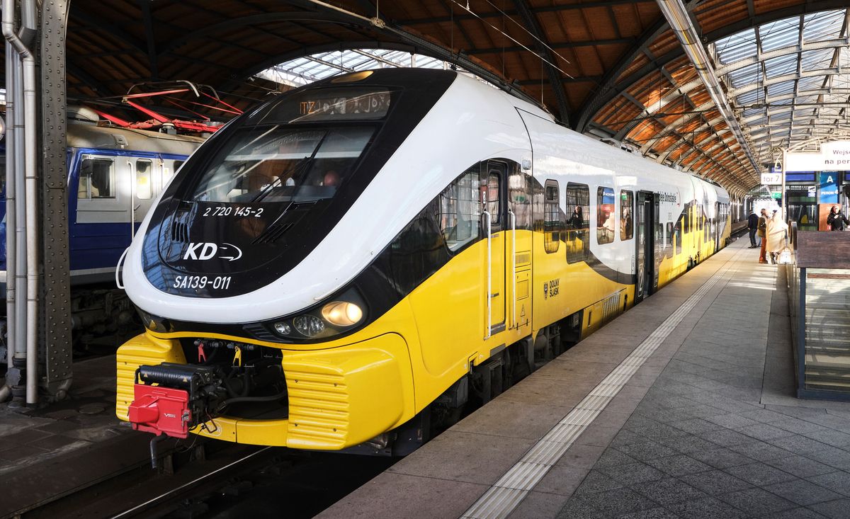 Wrocław. Koleje Dolnośląskie kupują kolejne pociągi. Wyprodukuje je PESA