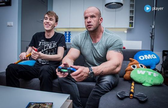 „BlowStar” nową produkcją własną Player.pl. Gospodarzem youtuber Blowek